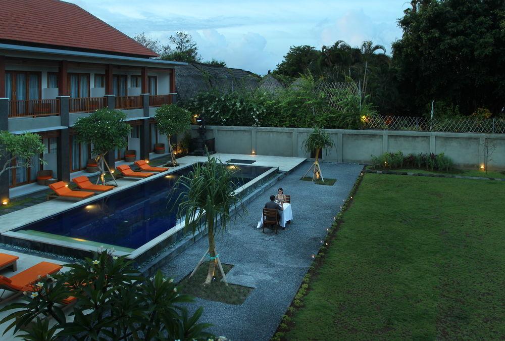 Hotel Kubu Cempaka Seminyak Exterior foto
