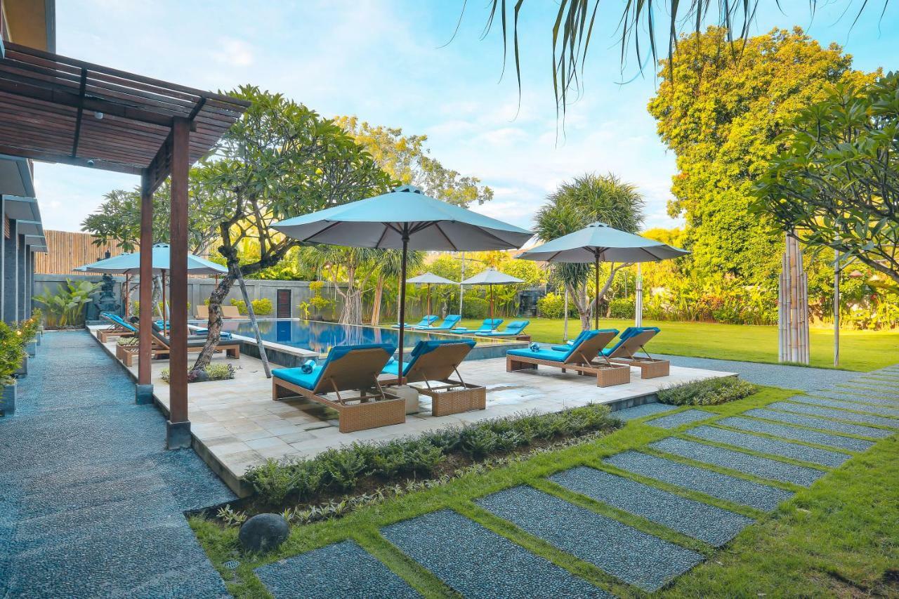 Hotel Kubu Cempaka Seminyak Exterior foto
